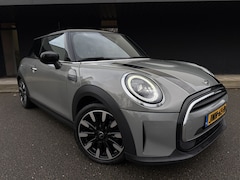 MINI Cooper - 1.5 // Automaat // Facelift //