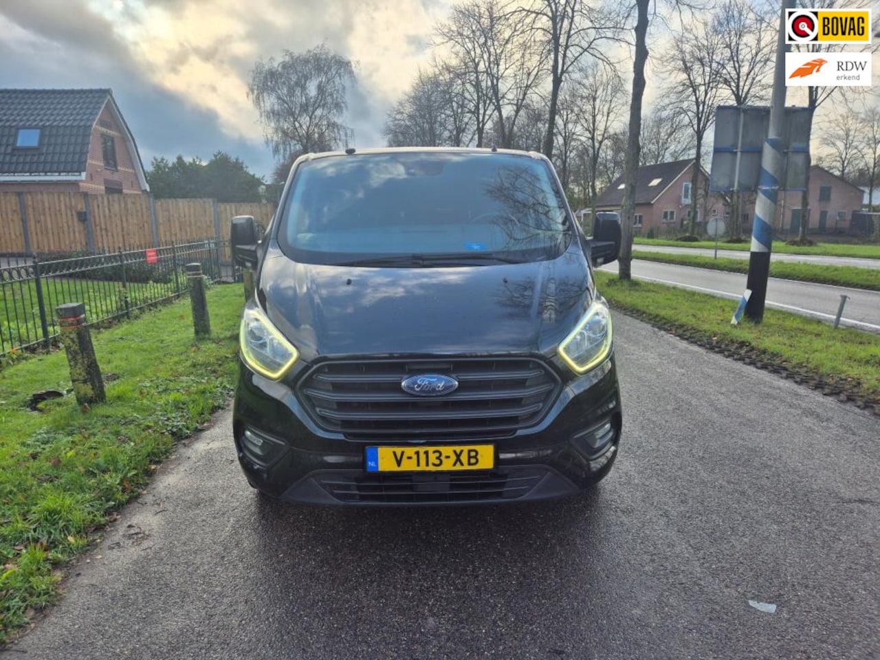 Ford Transit Custom - 320 2.0 TDCI L2H1 Limited DUBBELE CABINE - AutoWereld.nl
