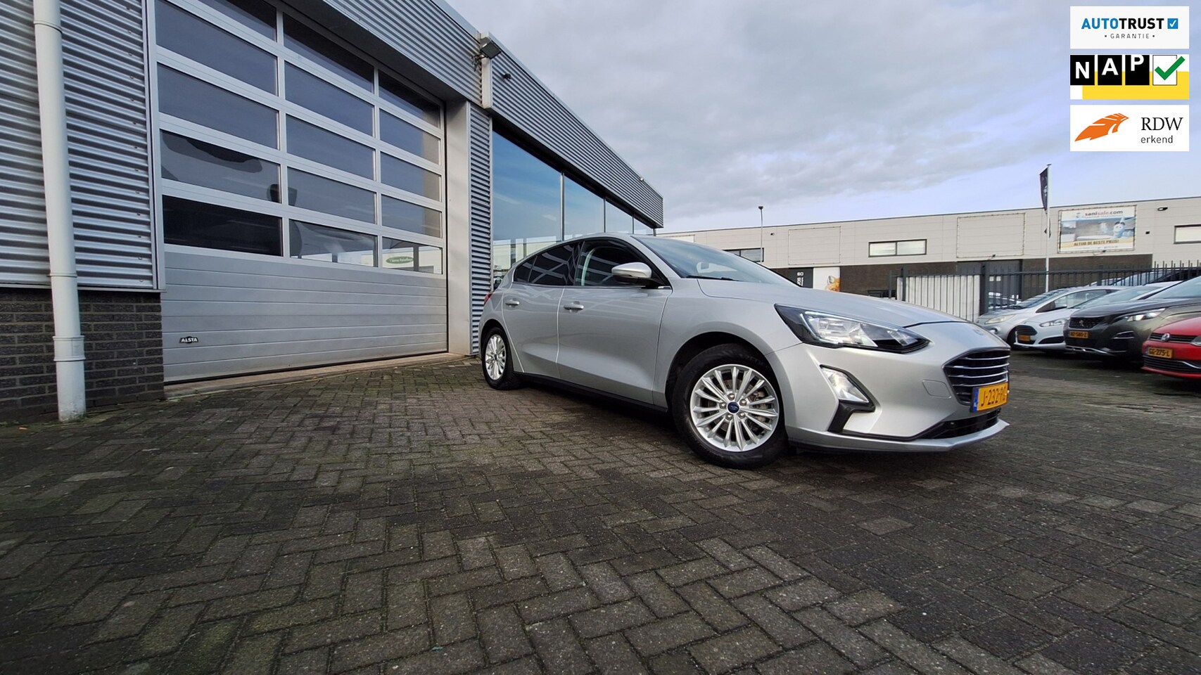 Ford Focus - 1.0 EcoBoost Hybrid Titanium X /Lichtmetaal*Cruise*Camera*Enz - AutoWereld.nl