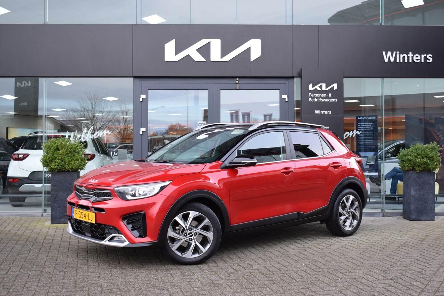 Kia Stonic - 1.0 T-GDi MHEV GT-Line | Cruise Control | Navigatie | Camera | Bluetooth | Stoel+Stuurverw - AutoWereld.nl