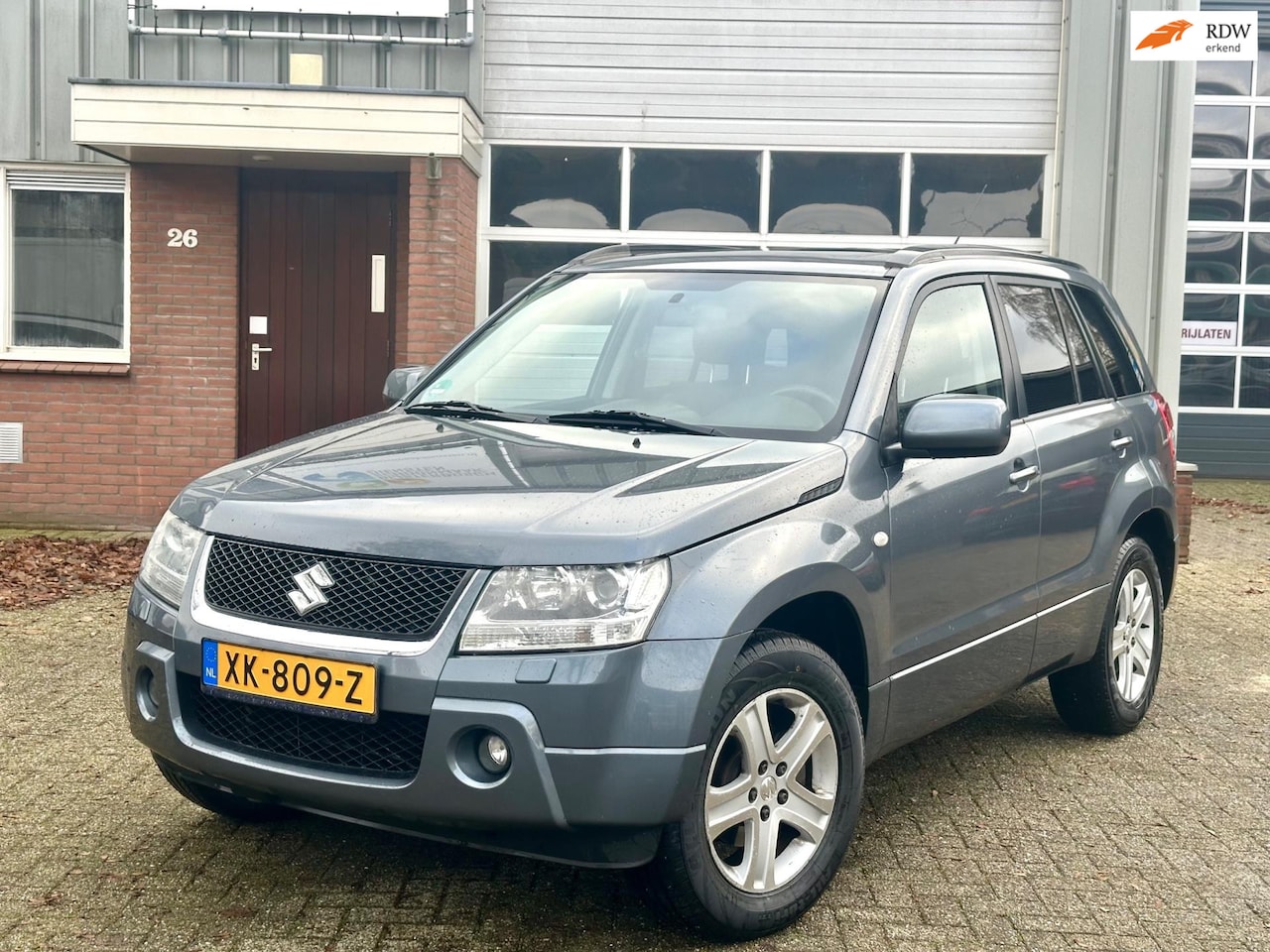 Suzuki Grand Vitara - 2.0-16V High Executive 4x4 - AutoWereld.nl