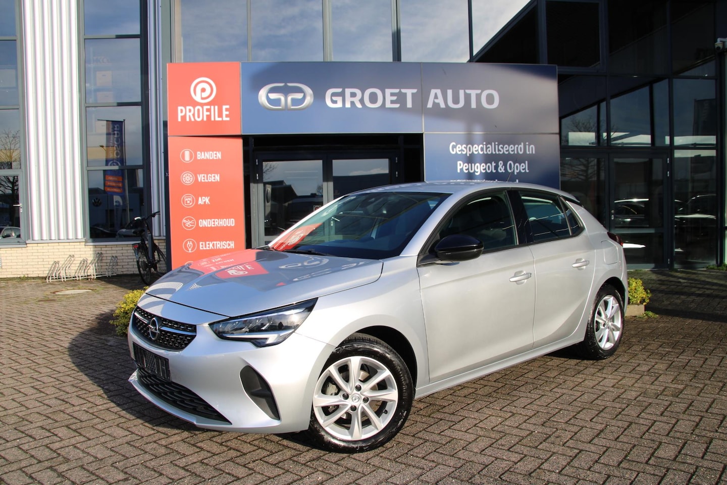 Opel Corsa - 1.2 Level 2 Airco Navi Carplay 17.647km In Nieuwstaat! - AutoWereld.nl
