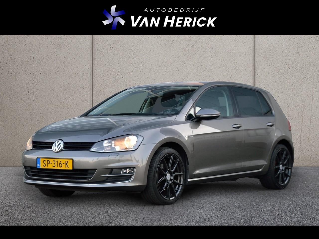 Volkswagen Golf - 1.4 TSI Lounge Edition 125PK! | Automaat | Stoelverw. | Clima - AutoWereld.nl