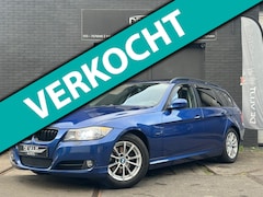 BMW 3-serie Touring - 318i | Bi Xenon | Pano | Navi | Climate Control | Cruise Control | Keyless | Trekhaak |