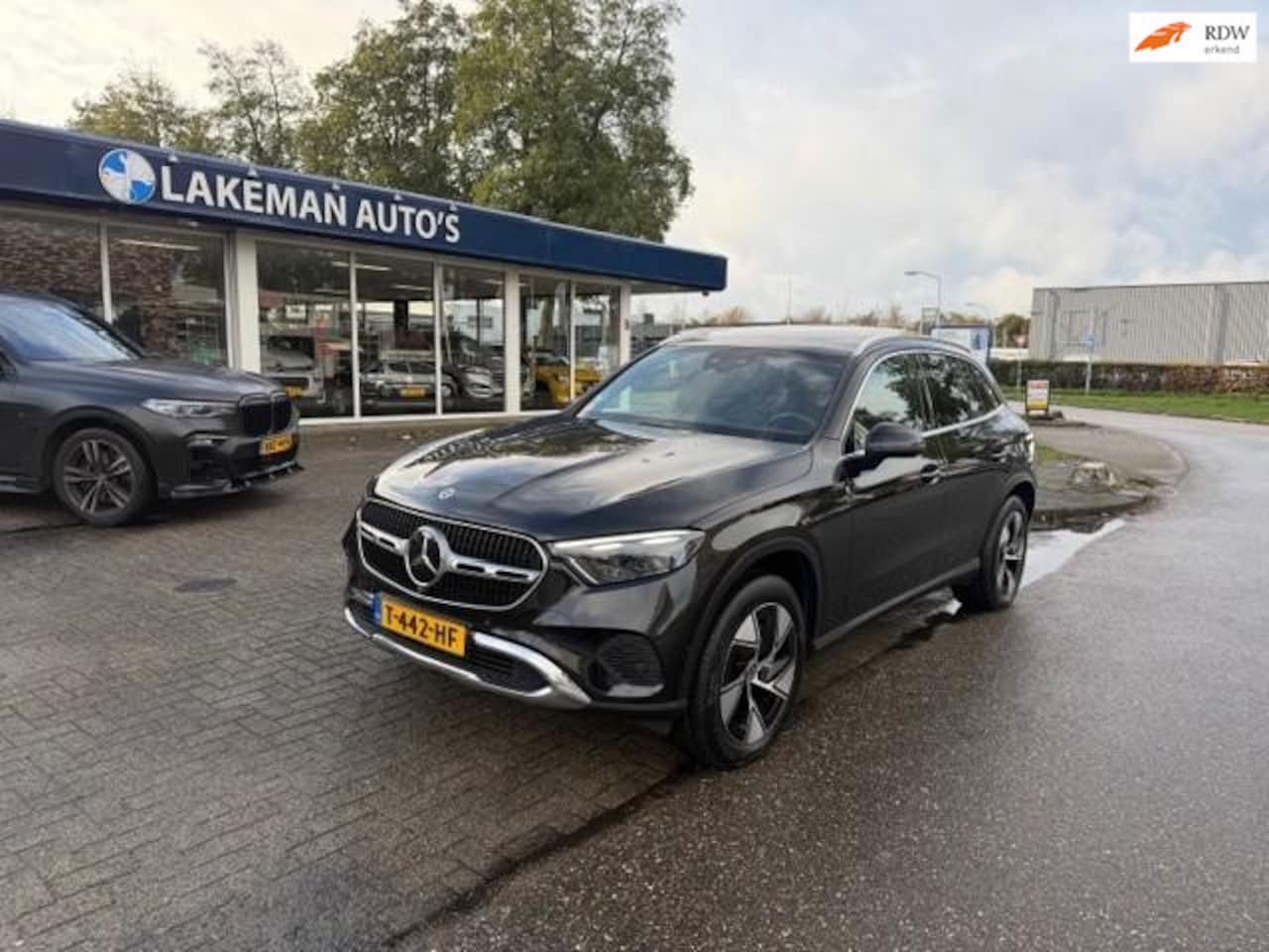 Mercedes-Benz GLC-klasse - 300e 4MATIC Luxury Line PANO AMBIENCE HUURKOOP - AutoWereld.nl