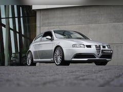Alfa Romeo 147 - 3.2 V6 GTA