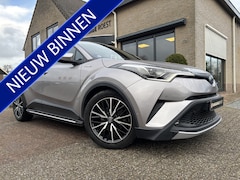 Toyota C-HR - 1.8 Hybrid Automaat Dynamic All-Seasons / Navigatie / Full LED