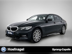 BMW 3-serie - 330e Sport Line | Adaptive Cruise | Trekhaak | Stoelverw. | CarPlay