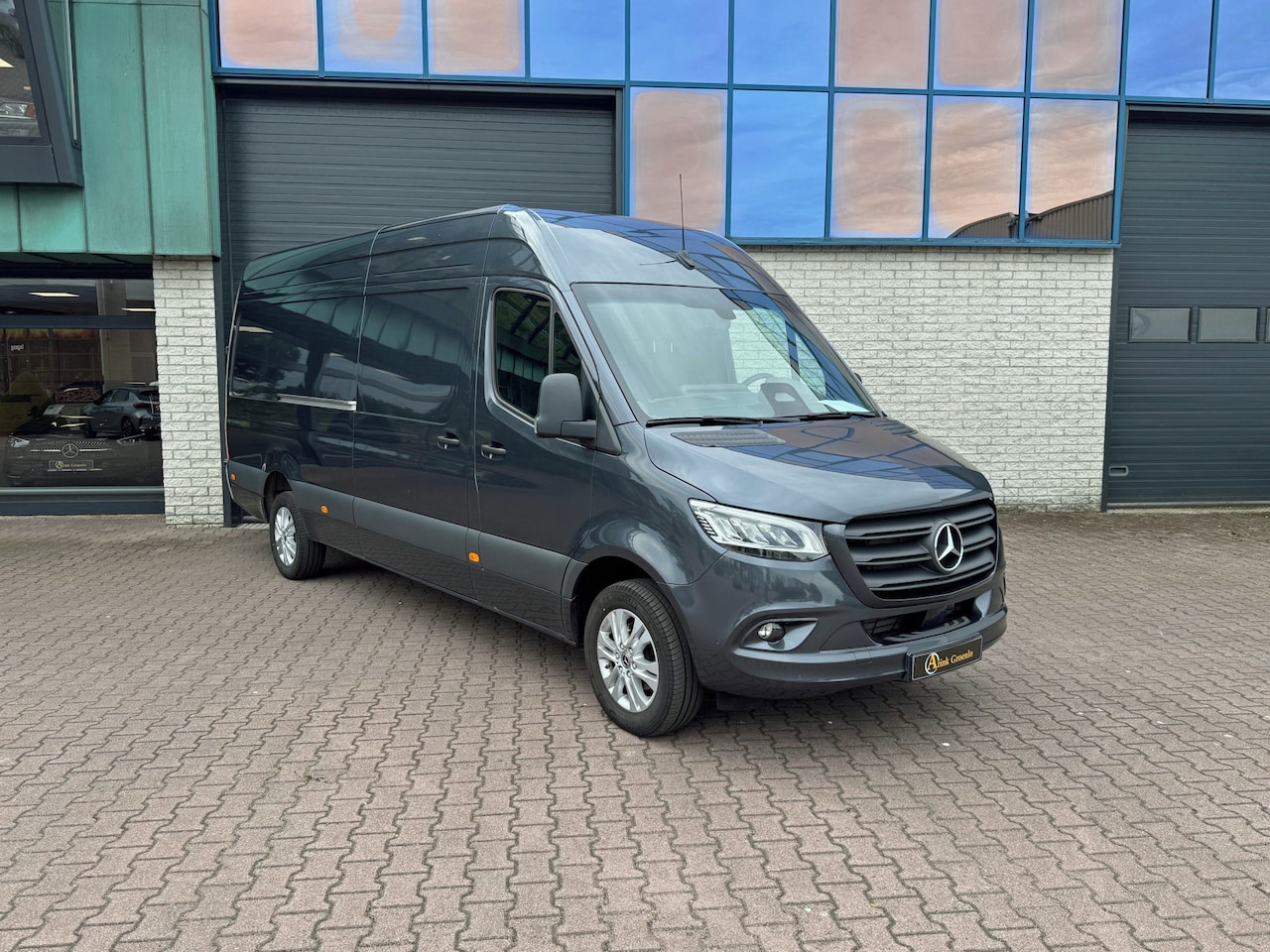 Mercedes-Benz Sprinter - 319 L3H2 2x Schuifdeur BPM vrij Distronic Digitale spiegel Smartphone integratie Stuurwiel - AutoWereld.nl