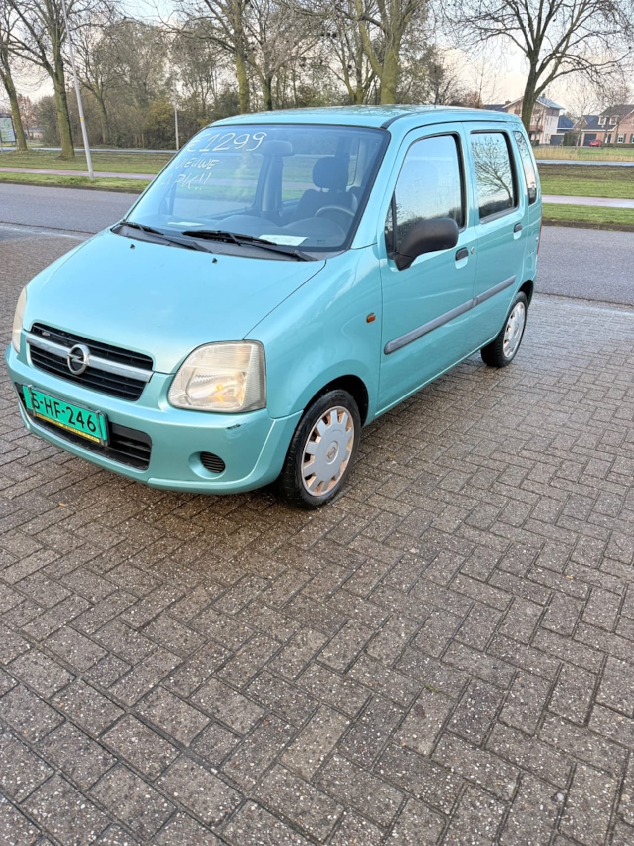 Opel Agila - 1.0-12V Essentia 1.0-12V Essentia NIEUWE APK!! - AutoWereld.nl