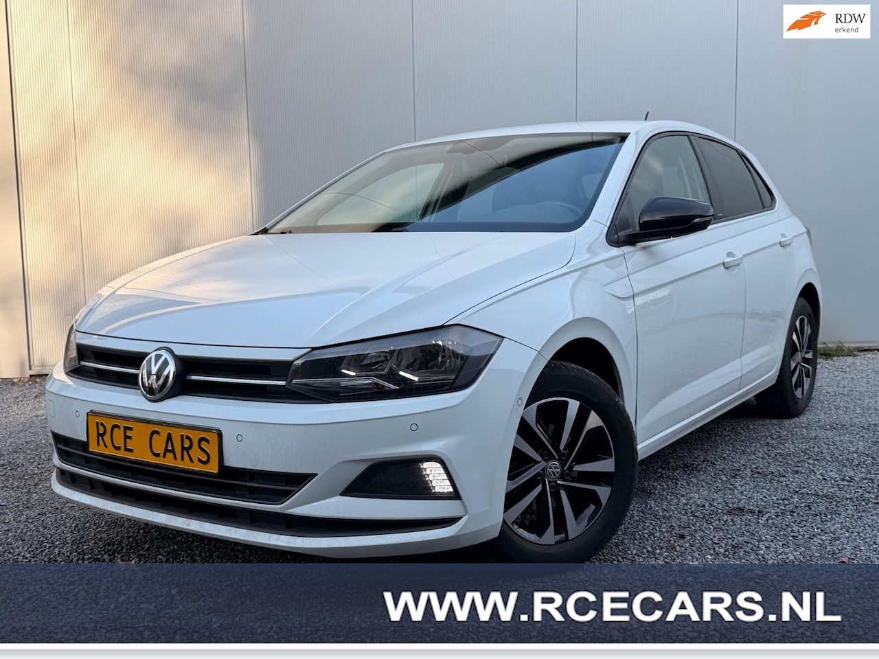 Volkswagen Polo - 1.0 IQ Drive ACC Carplay Parkpilot Stoelverw PDC Dealer-Onderh - AutoWereld.nl