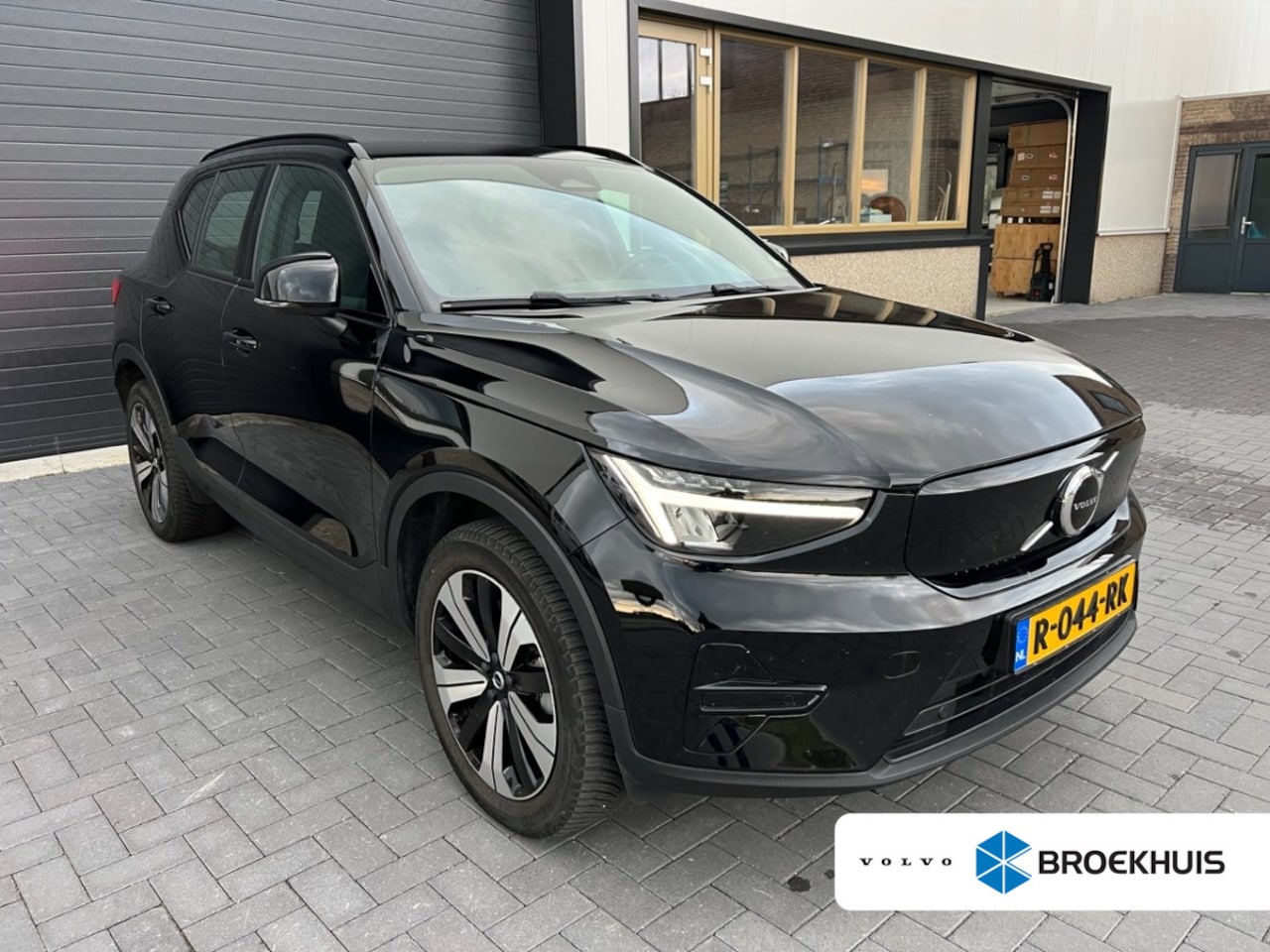Volvo XC40 - Recharge Core 70 kWh | Warmtepomp | Stoel & stuurverwarming | Camera | Cruise Control | Al - AutoWereld.nl