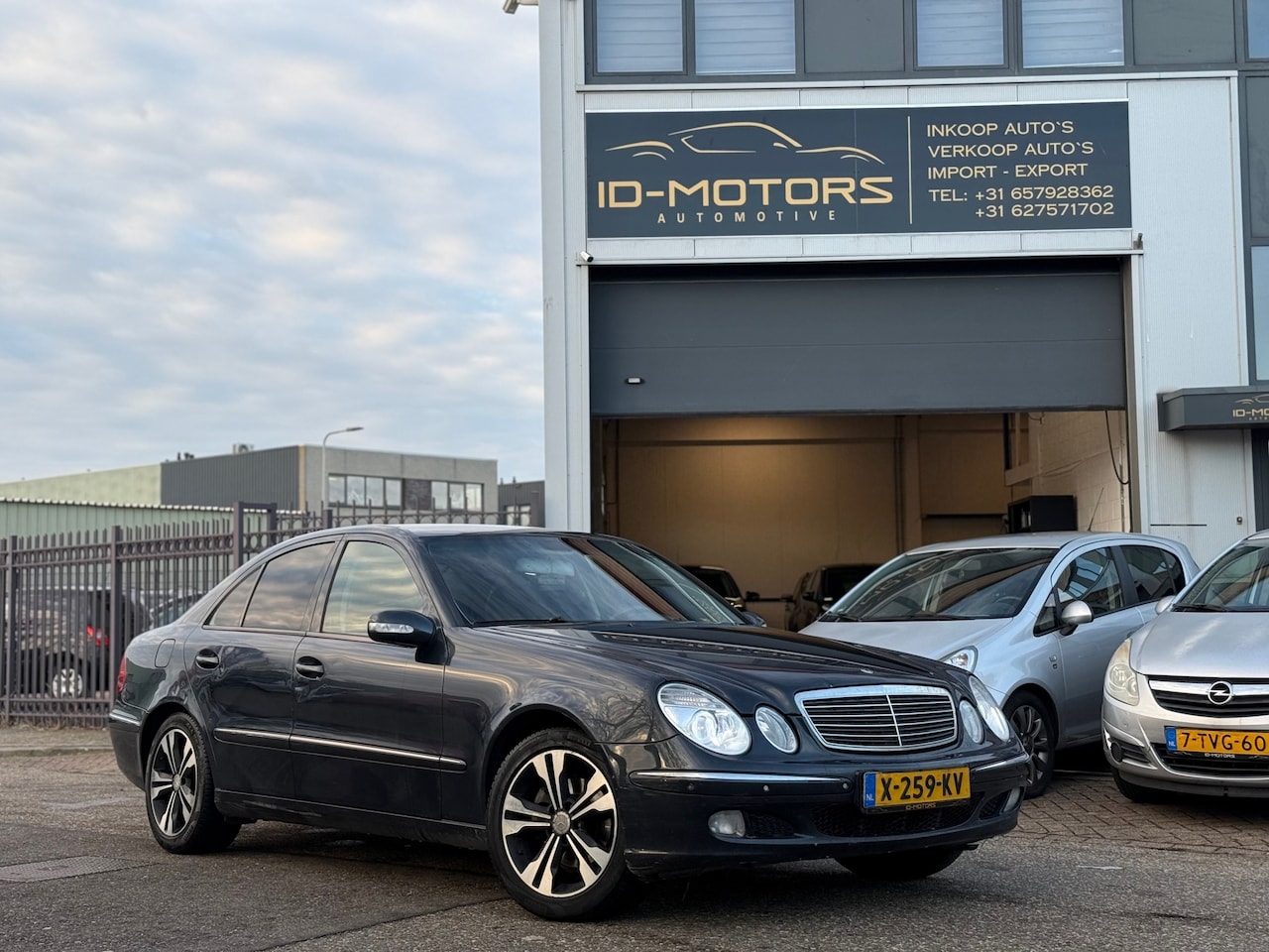 Mercedes-Benz E-klasse - 200 CDI Classic nette staat automaat nap cruise - AutoWereld.nl