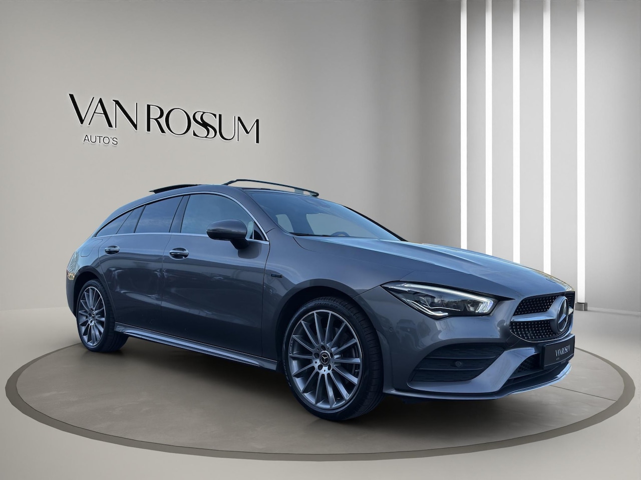 Mercedes-Benz CLA-klasse Shooting Brake - 250 e DCT AMG-Line | Pano | 360 Camera | Memory Sportstoelen | Sfeerverl.| 19"Velg | Elekt - AutoWereld.nl