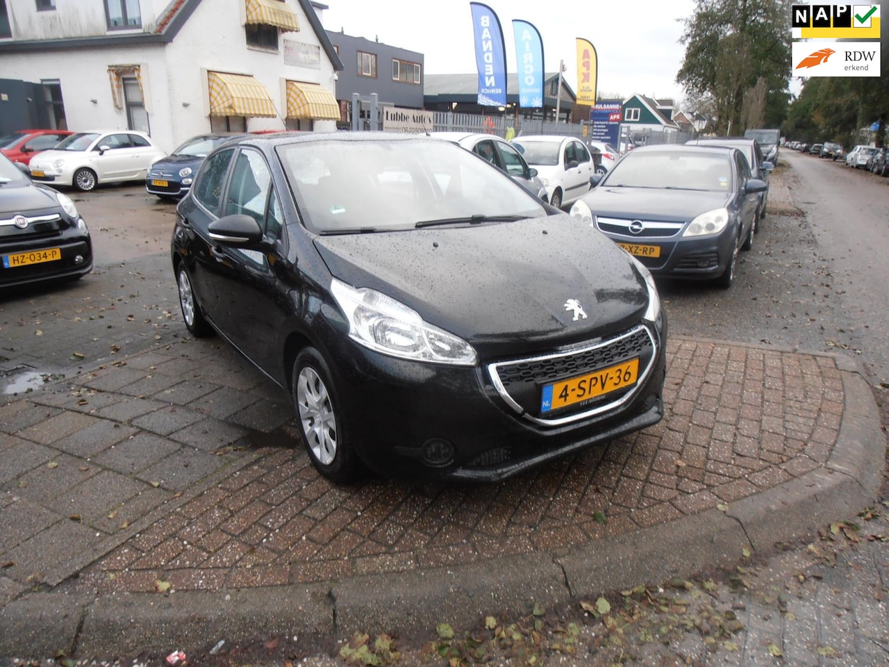 Peugeot 208 - 1.0 VTi Access airco 5drs elek pak nap apk - AutoWereld.nl