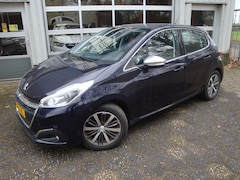 Peugeot 208 - 1.2 PureTech Blue Lease Allure