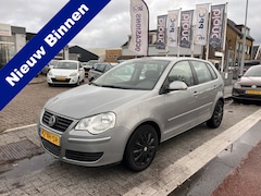 Volkswagen Polo - 1.4-16V 5Drs. Optive Airco
