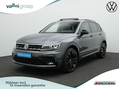 Volkswagen Tiguan - 2.0 TSI 190 pk DSG 4Motion Highline Business R / R-Line | Panoramadak | Trekhaak | Leder |