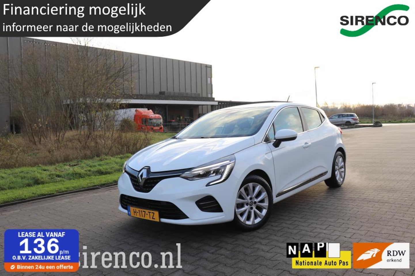 Renault Clio - 1.0 TCe Intens climate & cruise control nieuw model trekhaak navigatie carplay / android a - AutoWereld.nl