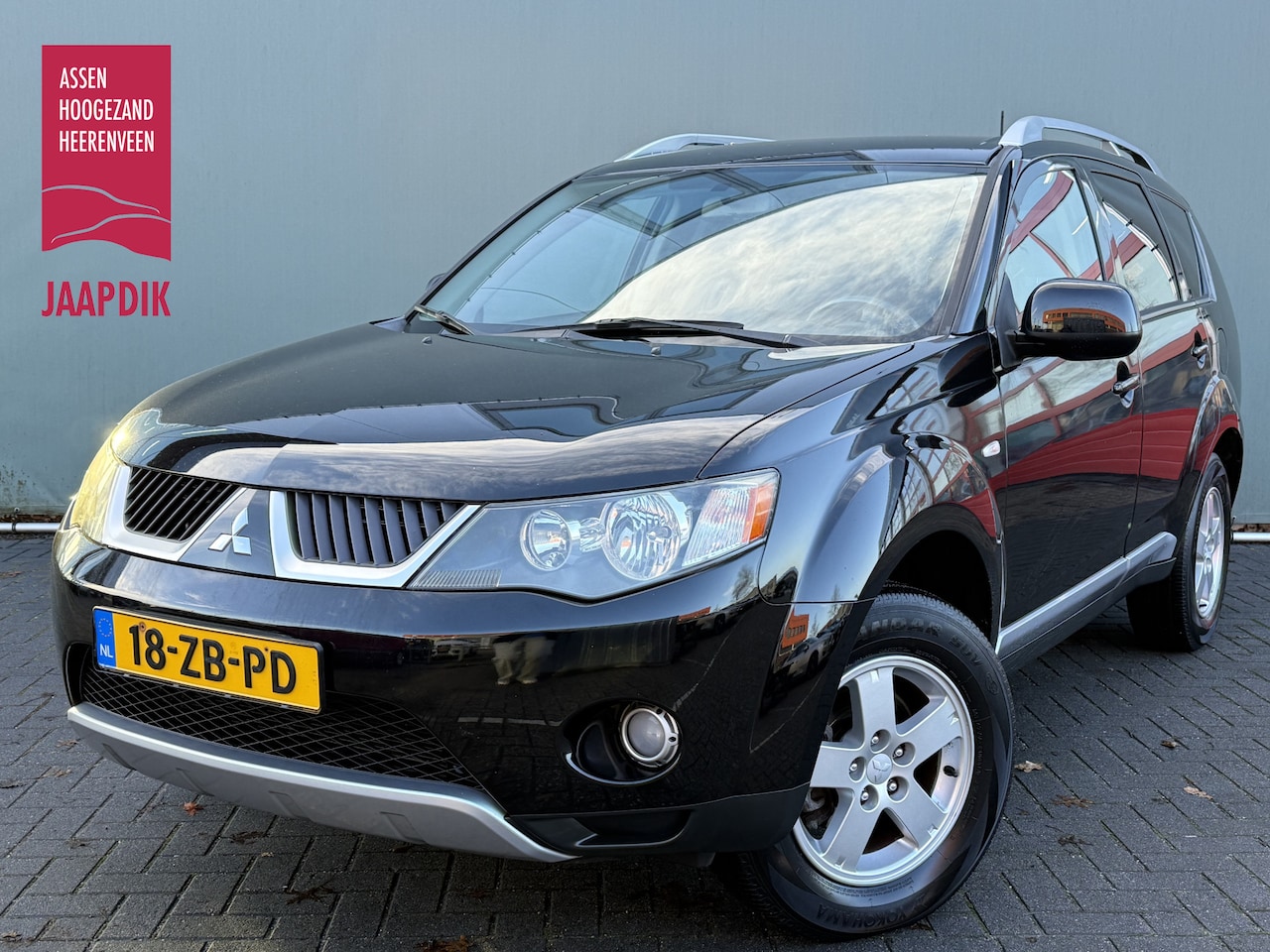 Mitsubishi Outlander - BWJ 2007 2.4 Intro 170 PK Edition 2WD TREKHAAK | CRUISE | AIRCO | LMV | PDC - AutoWereld.nl