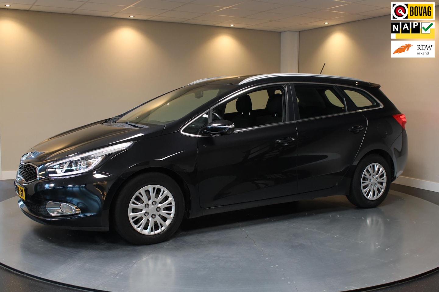 Kia Cee'd Sportswagon - 1.6 GDI Business Pack *Dealer OH* Trekhaak|Camera|Cruise|Navi - AutoWereld.nl