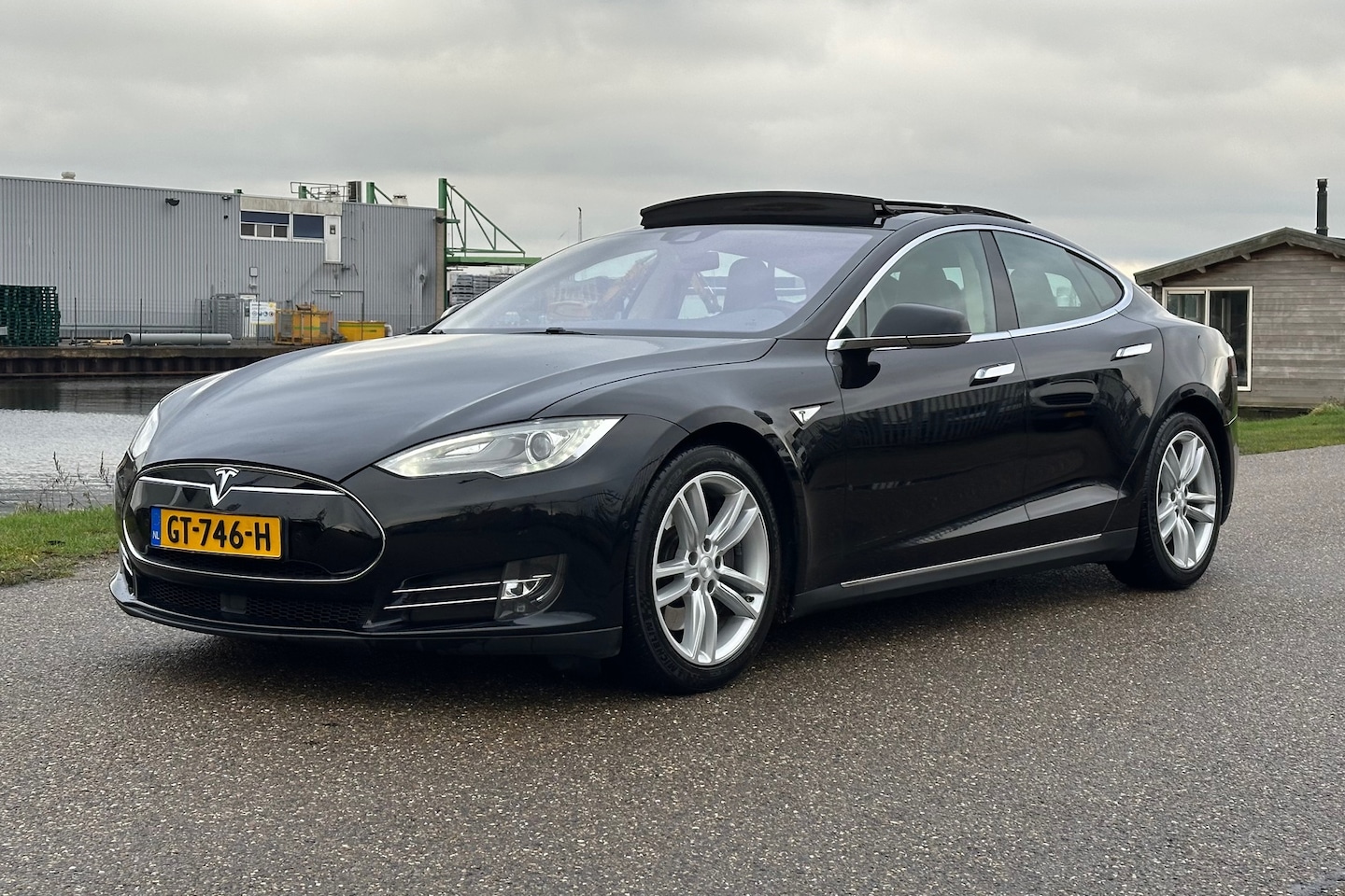Tesla Model S - 85D | Free Super Charge | Autopilot | Pano Dak - AutoWereld.nl