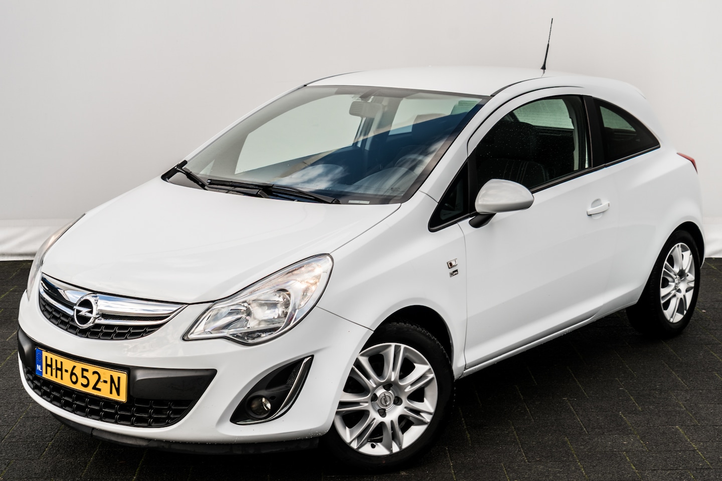 Opel Corsa - 1.3 CDTi 150 Edition I Airco I Apple Carplay I LMV I Cruise Control - AutoWereld.nl