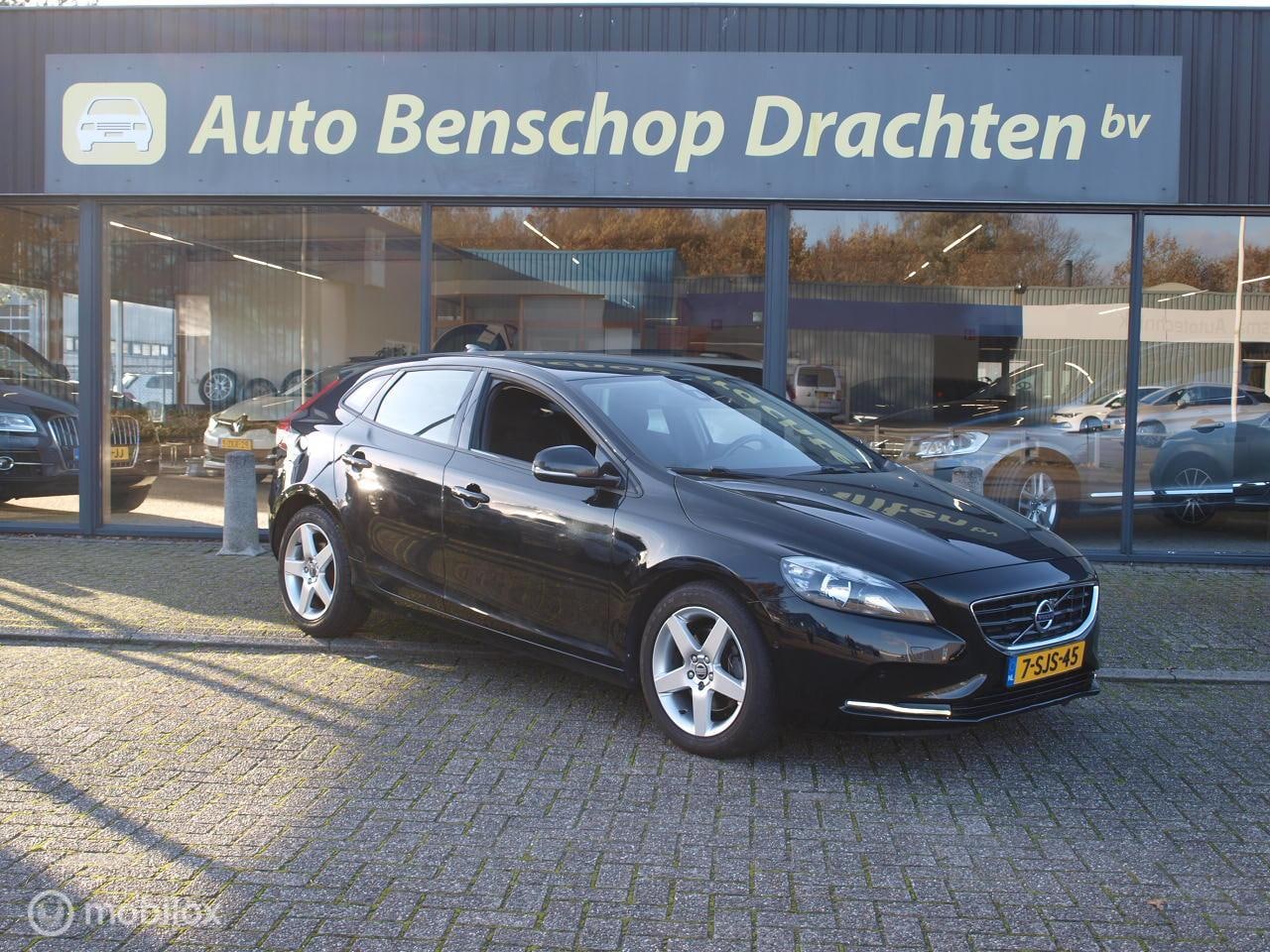 Volvo V40 - T3 150pk Momentum - AutoWereld.nl