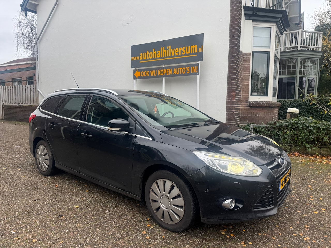 Ford Focus Wagon - 1.0 EcoBoost Titanium LET OP MOTOR ROOKT - AutoWereld.nl