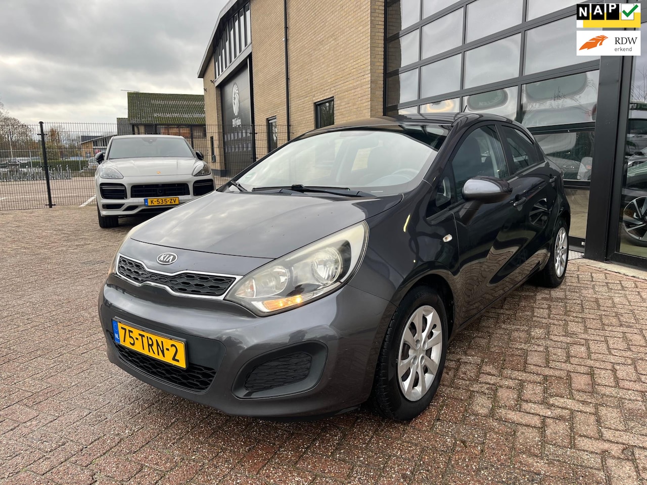 Kia Rio - 1.2 CVVT Comfort Pack 1.2 CVVT Comfort Pack , Airco, Zuinig - AutoWereld.nl