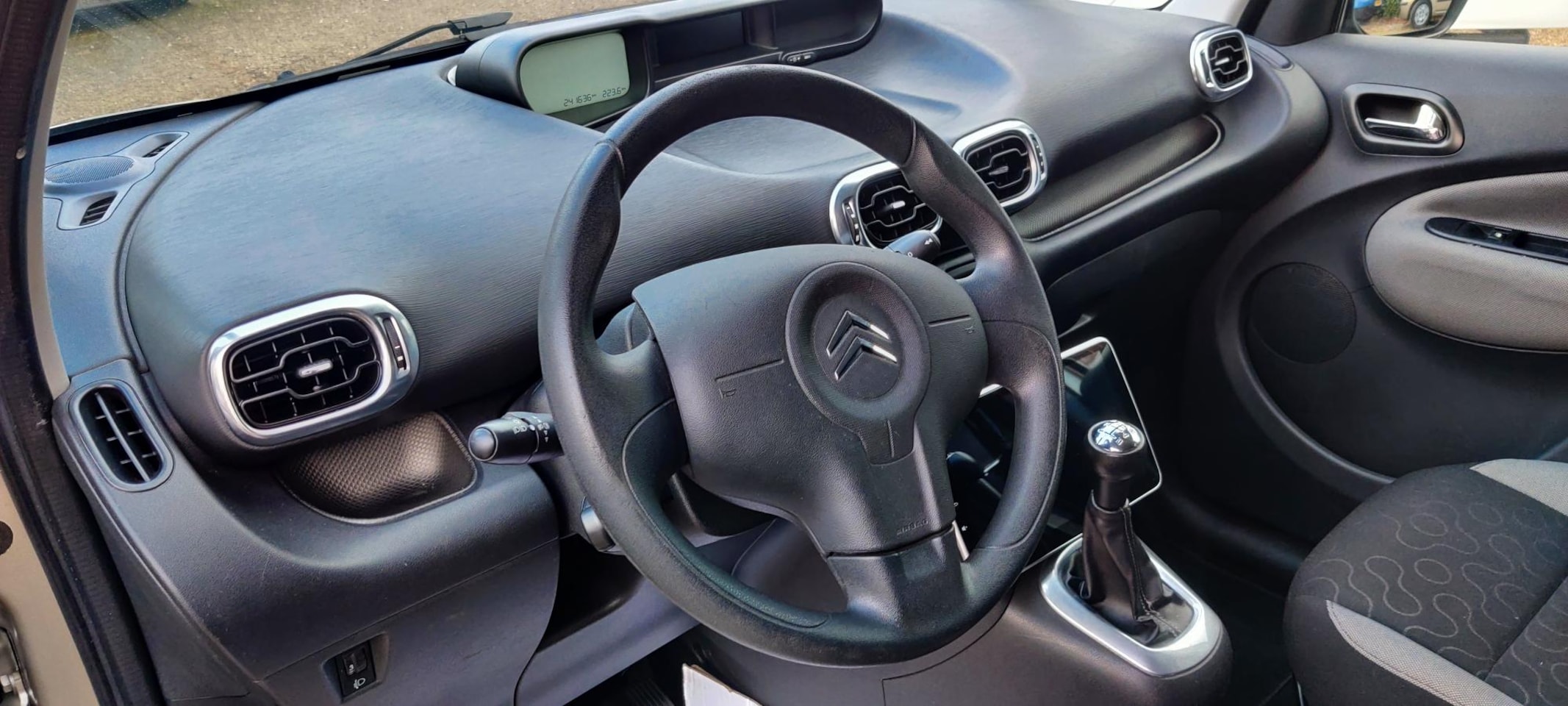 Citroën C3 Picasso - 1.4 VTi Seduction Airco, cruise control