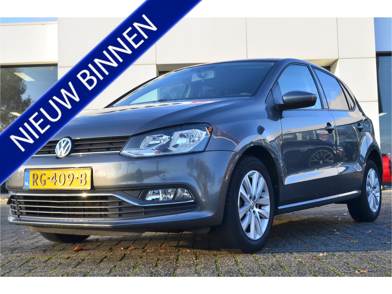 Volkswagen Polo - 1.2 TSI 4 Cil. Comfortline Carplay | Parkeersensoren V+A | Airco | Cruise Control NL Auto! - AutoWereld.nl