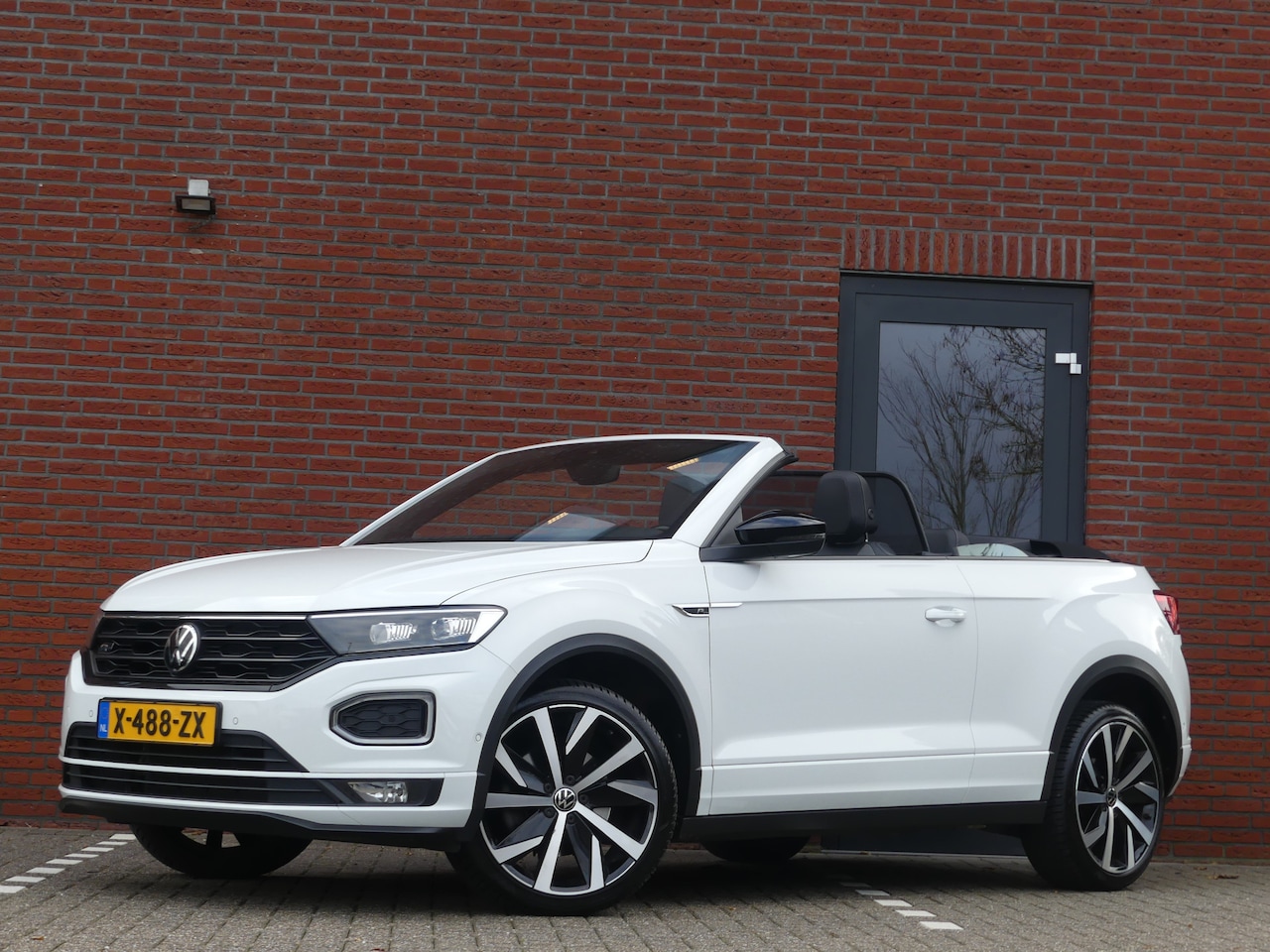 Volkswagen T-Roc Cabrio - 1.5 TSI R-Line 1.5 TSI R-Line - AutoWereld.nl