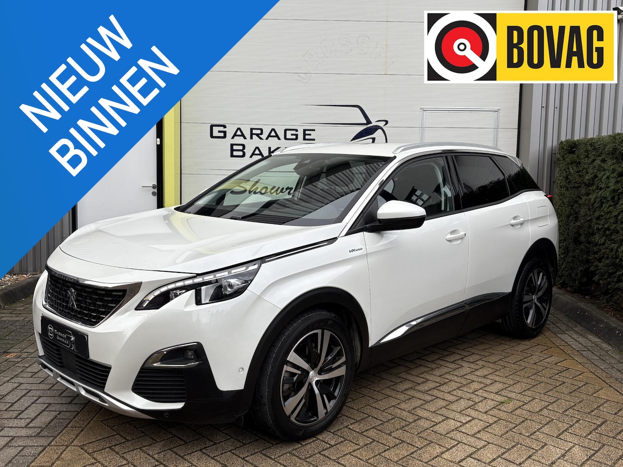 Peugeot 3008 - 1.6 HYbrid 225 Allure Plug-in, Camera, LED, Dodehoeksensoren, Parelmoer Lak, Navigatie - AutoWereld.nl