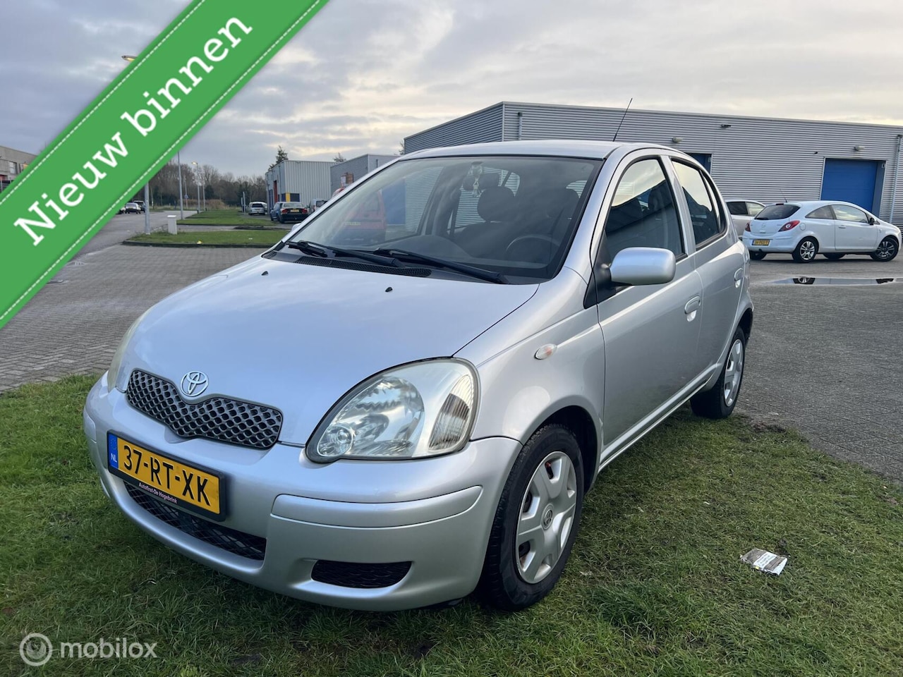 Toyota Yaris - 1.3 VVT-i Sol | Automaat | Airco | 52.774 KM! - AutoWereld.nl