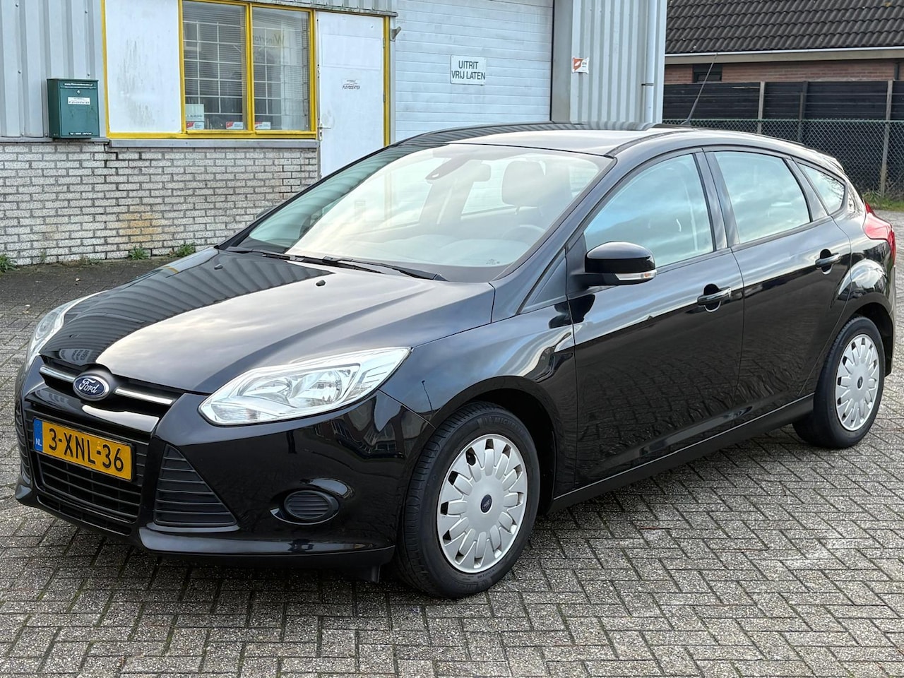 Ford Focus - 1.6 TDCI 105 PK 6 BAK Bj 2014 ECOnetic 1e Eig 5 Deurs Heel Weinig Km,s 72.801 Airco Navi P - AutoWereld.nl