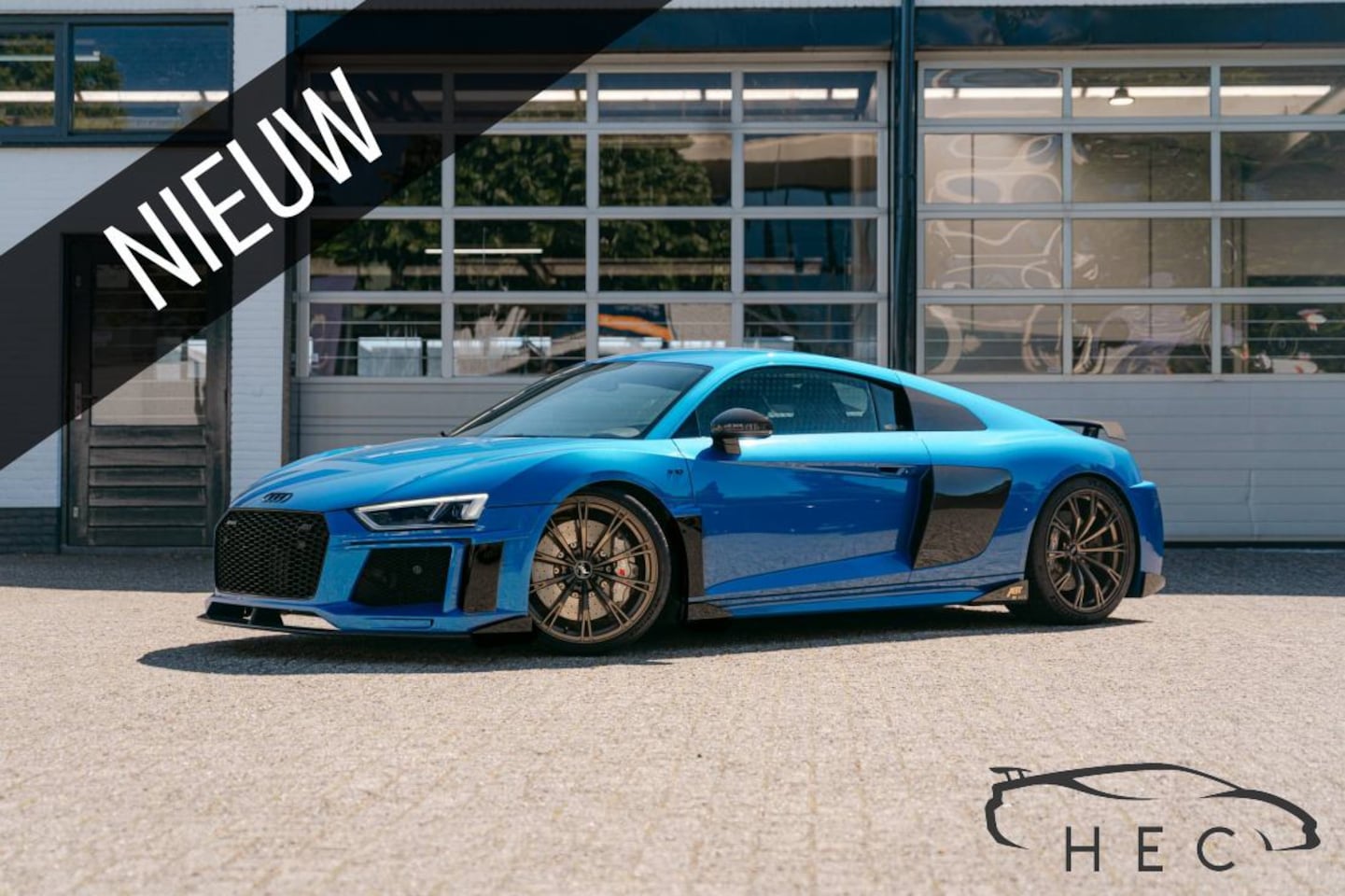 Audi R8 - ABT Final Edition 8 OF 8 - AutoWereld.nl