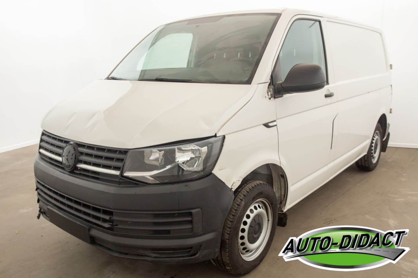 Volkswagen Transporter - 2.0 TDI 154.396 km Airco - AutoWereld.nl