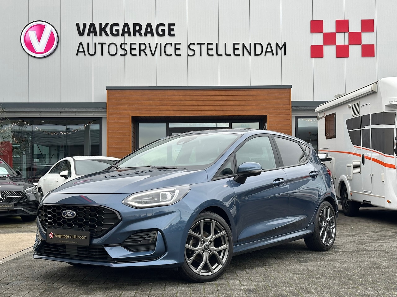 Ford Fiesta - 1.0 EcoBoost Titanium|MATRIX LED|Winterpack|Carplay|PDC Achter|Climate Control - AutoWereld.nl