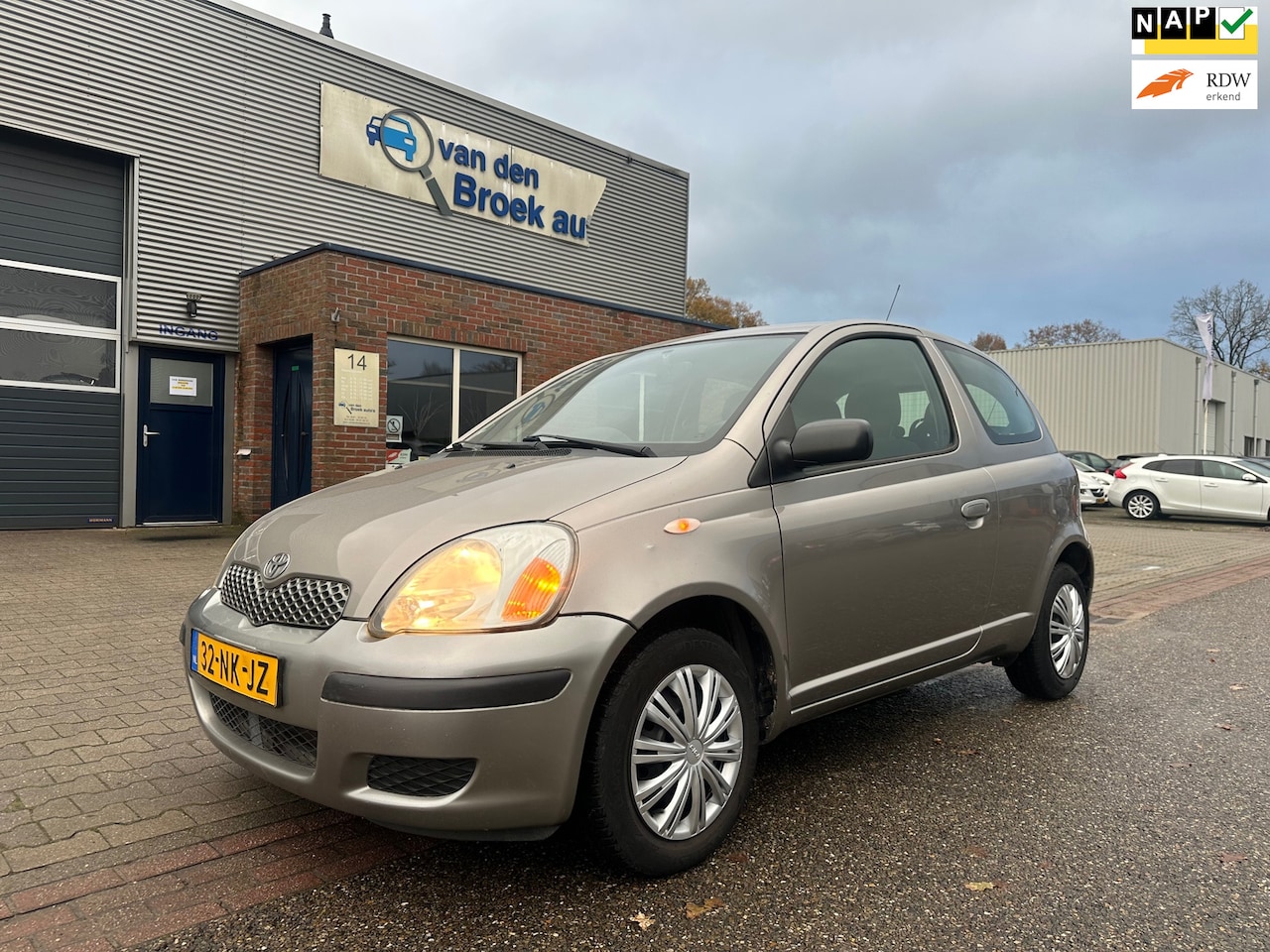 Toyota Yaris - 1.3 VVT-i Idols 1.3 VVT-i Idols - AutoWereld.nl