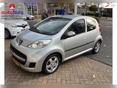 Peugeot 107 - 1.0-12V Millesim 200 Automaat, Carplay, Camera