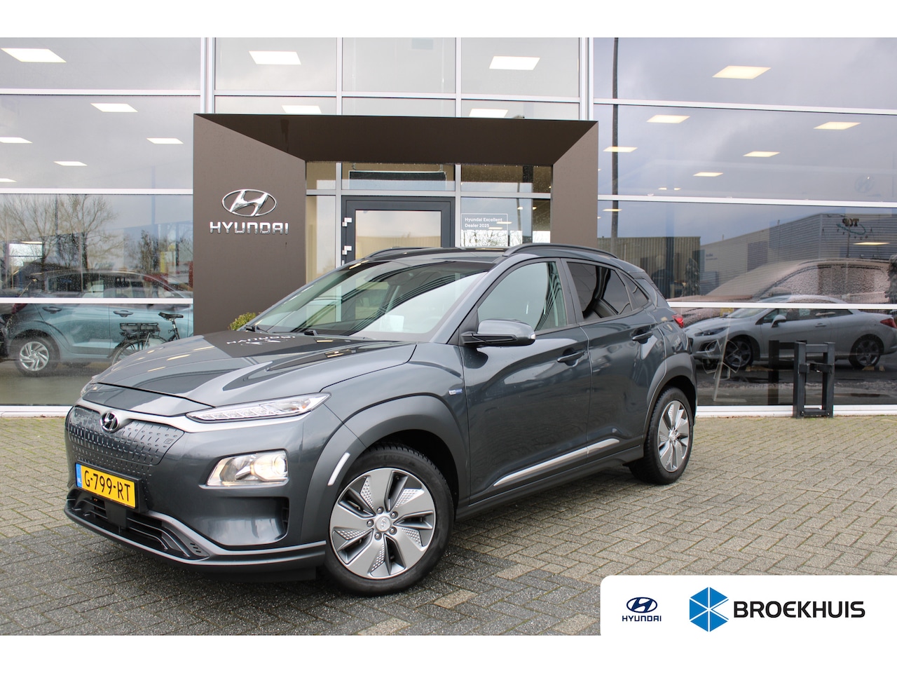 Hyundai Kona Electric - EV Fashion 64 kWh | Parkeersensoren achter | Cruise Control | Lane Assist | Achteruitrijca - AutoWereld.nl