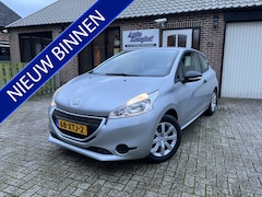 Peugeot 208 - 1.2 VTi Access van de 1e eigenaar Nieuwe A.P.K