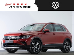 Volkswagen Tiguan - 1.4 TSI 245 PK eHybrid Elegance | LED Matrix IQ | Trekhaak | Keyless | Side Assist | Achte