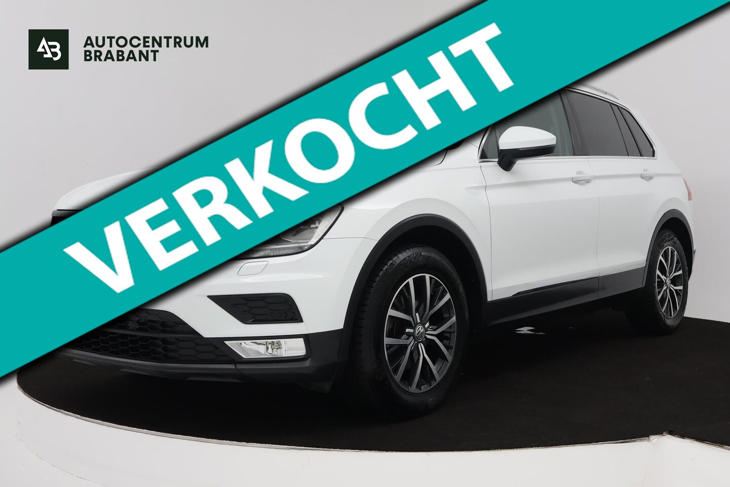 Volkswagen Tiguan - 1.4 TSI ACT Highline (TREKHAAK, STOELVERWARMING, CRUISE CONTROL ADAPTIEF, PARKEERSENSOREN, - AutoWereld.nl