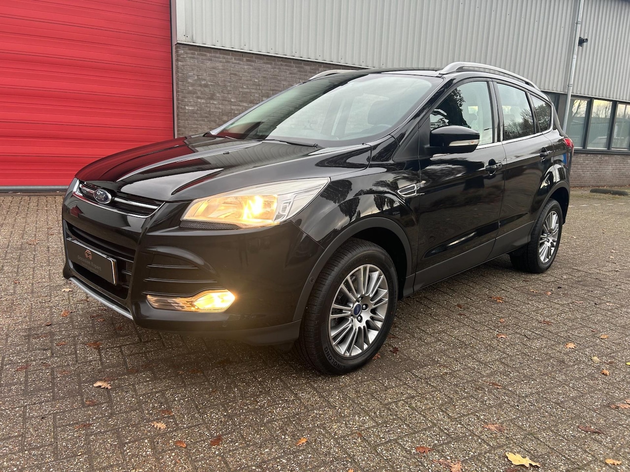 Ford Kuga - 1.6 Titanium 4WD trekhaak stoelverwarming - AutoWereld.nl
