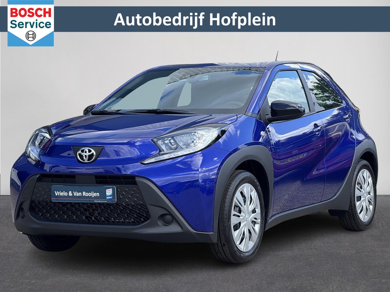 Toyota Aygo X - 1.0 VVT-i MT Play NIEUW! | Airconditioning | LED Verlichting | Car play | Camera | Stoelv - AutoWereld.nl