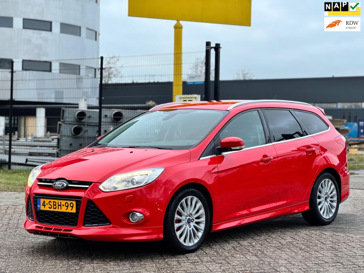 Ford Focus Wagon - 1.0 EcoBoost Titanium|6BAK|NAVI|KEYLLES|PENSOR|UITMUNTEND STAAT - AutoWereld.nl