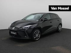 MG MG4 - 4 MG4 64 kWh Luxury | CAMERA | NAVIGATIE | APPLE CARPLAY | HALF STOF-LEDEREN BEKLEDING