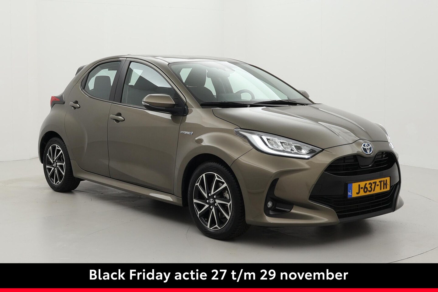 Toyota Yaris - 1.5 Hybrid First Edition | Navigatie | Apple Carplay / Android Auto | Keyless | Adaptive C - AutoWereld.nl